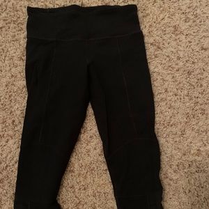 Lululemon athletica 3/4 black leggings